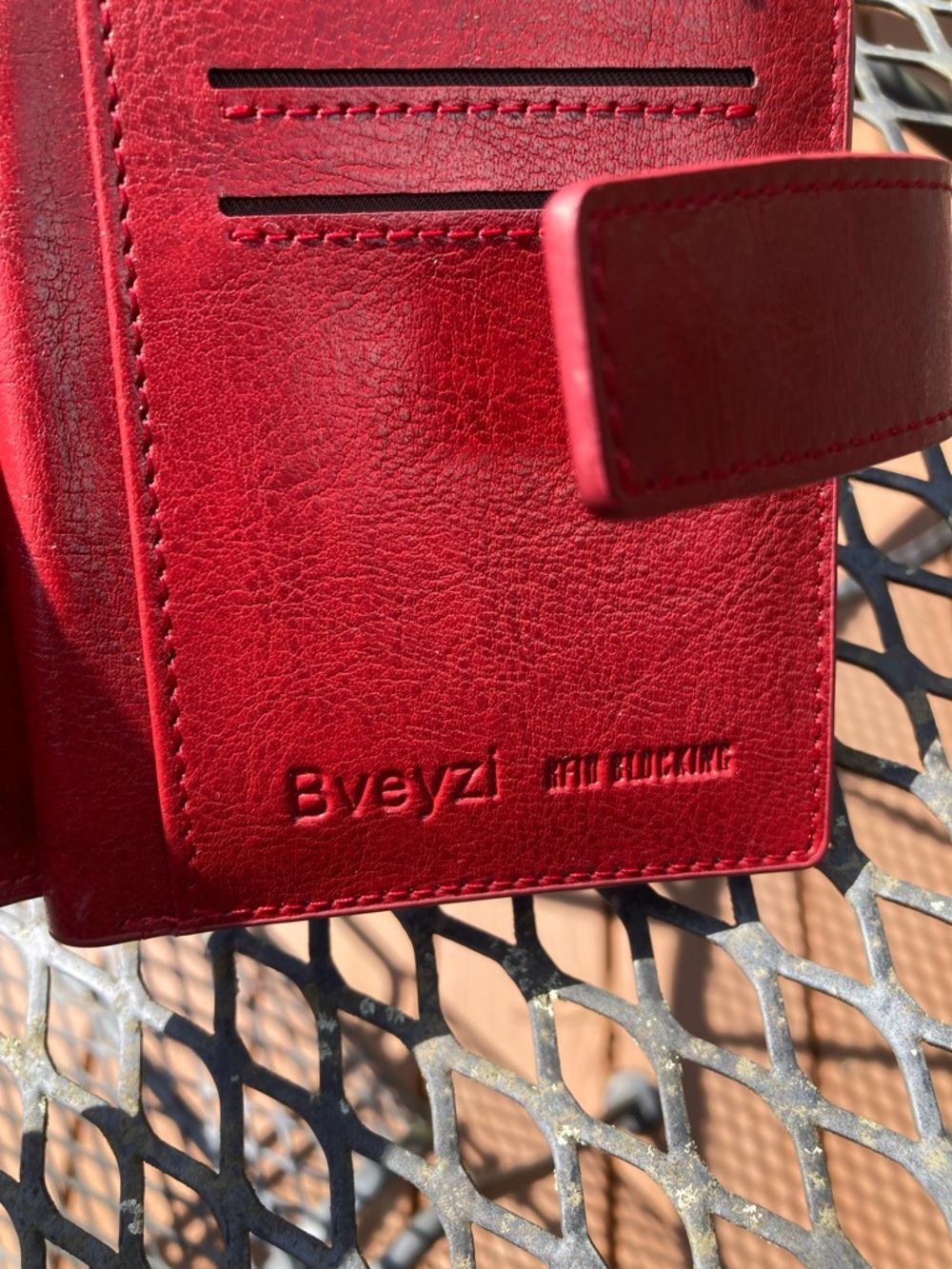 Red Security Wallet - Picture 6 of 8